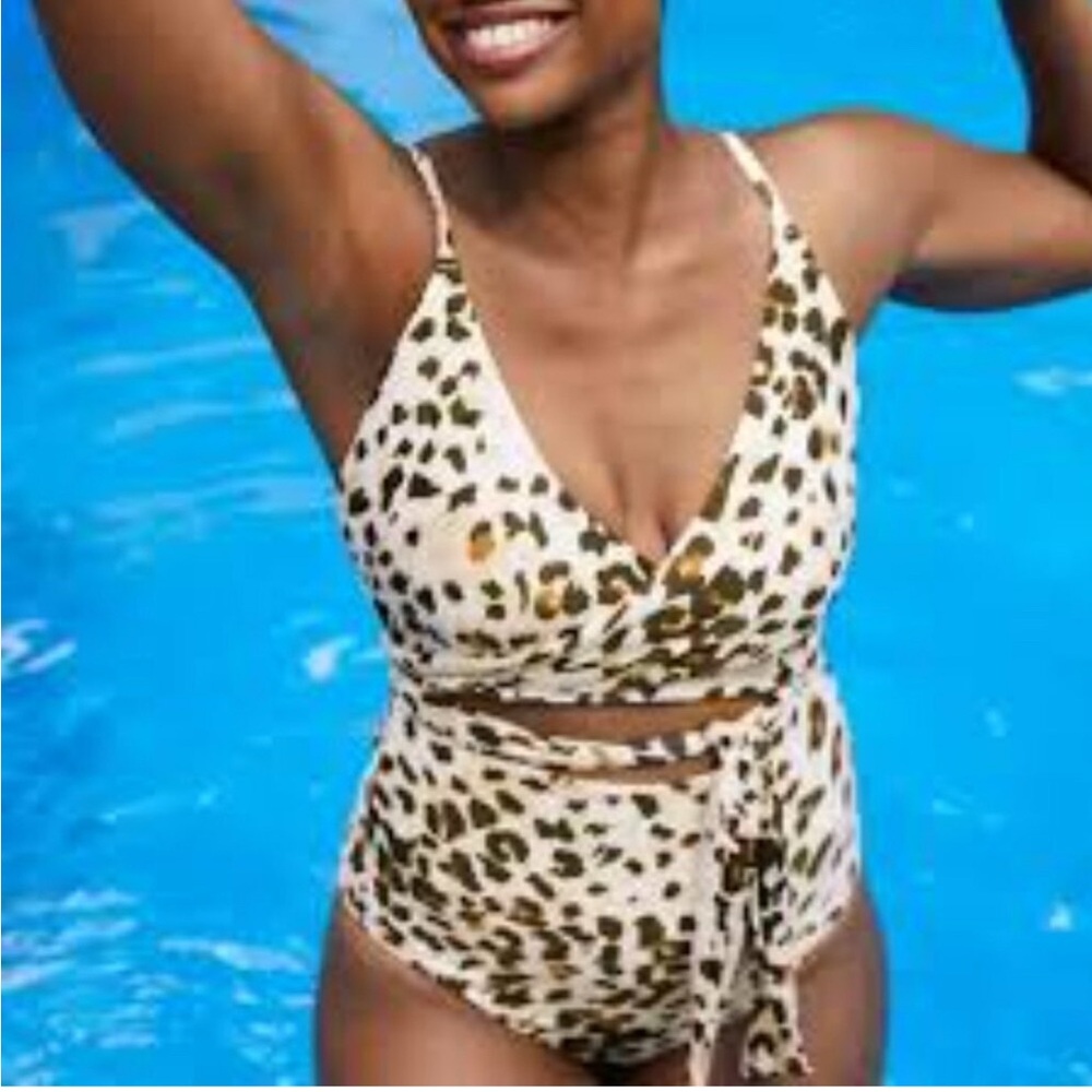 Aerie Leopard Print One Piece Swimsuit